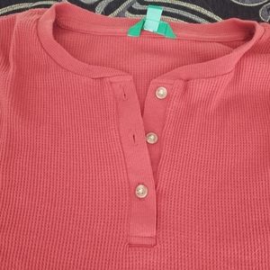 Long Sleeve Ribbed Pumpkin Colored Top. New